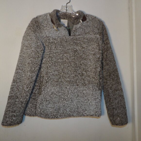 Hayden Girls Other - Hayden Girls Fuzzy Pullover Kid's Sz 13/14